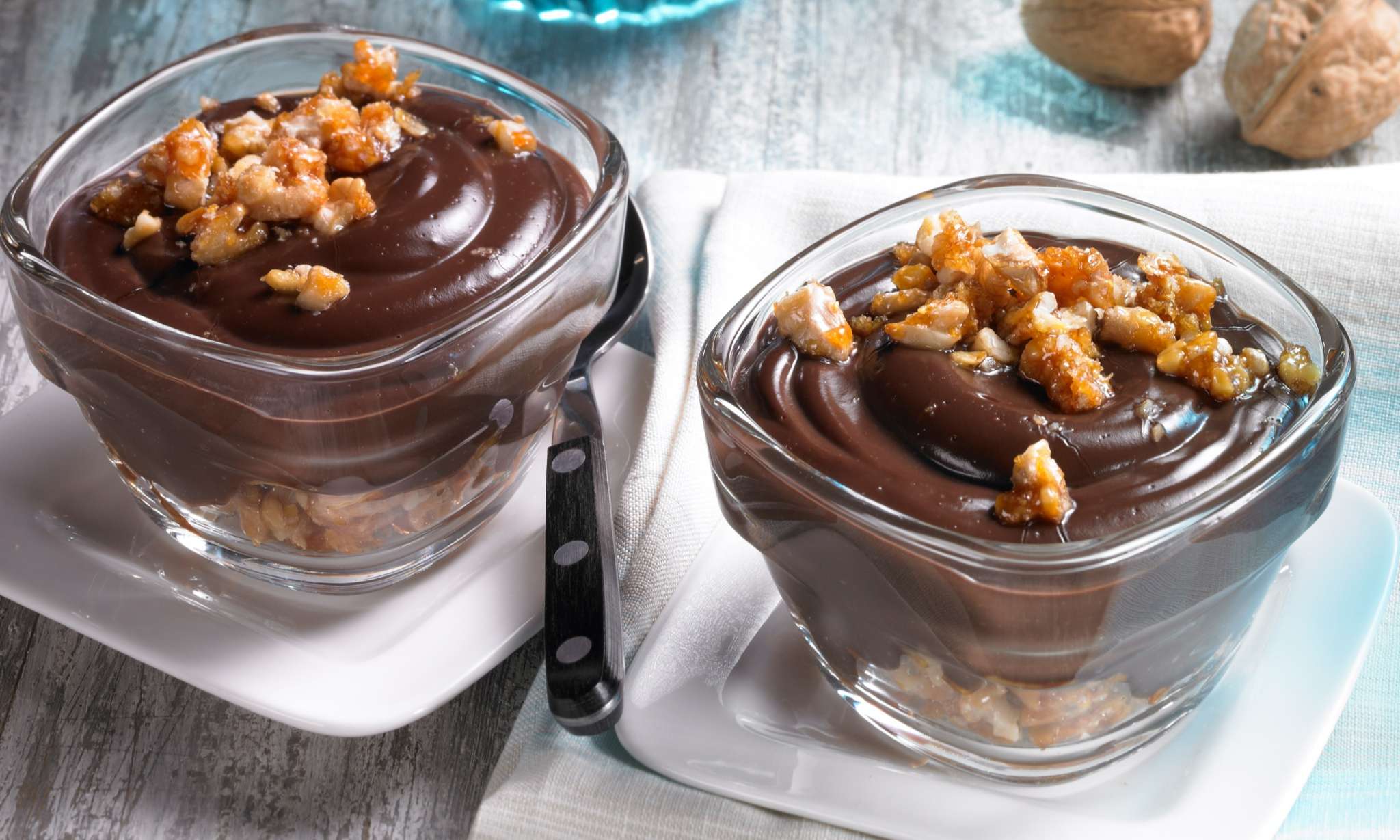Csokis desszert karamellizált dióval