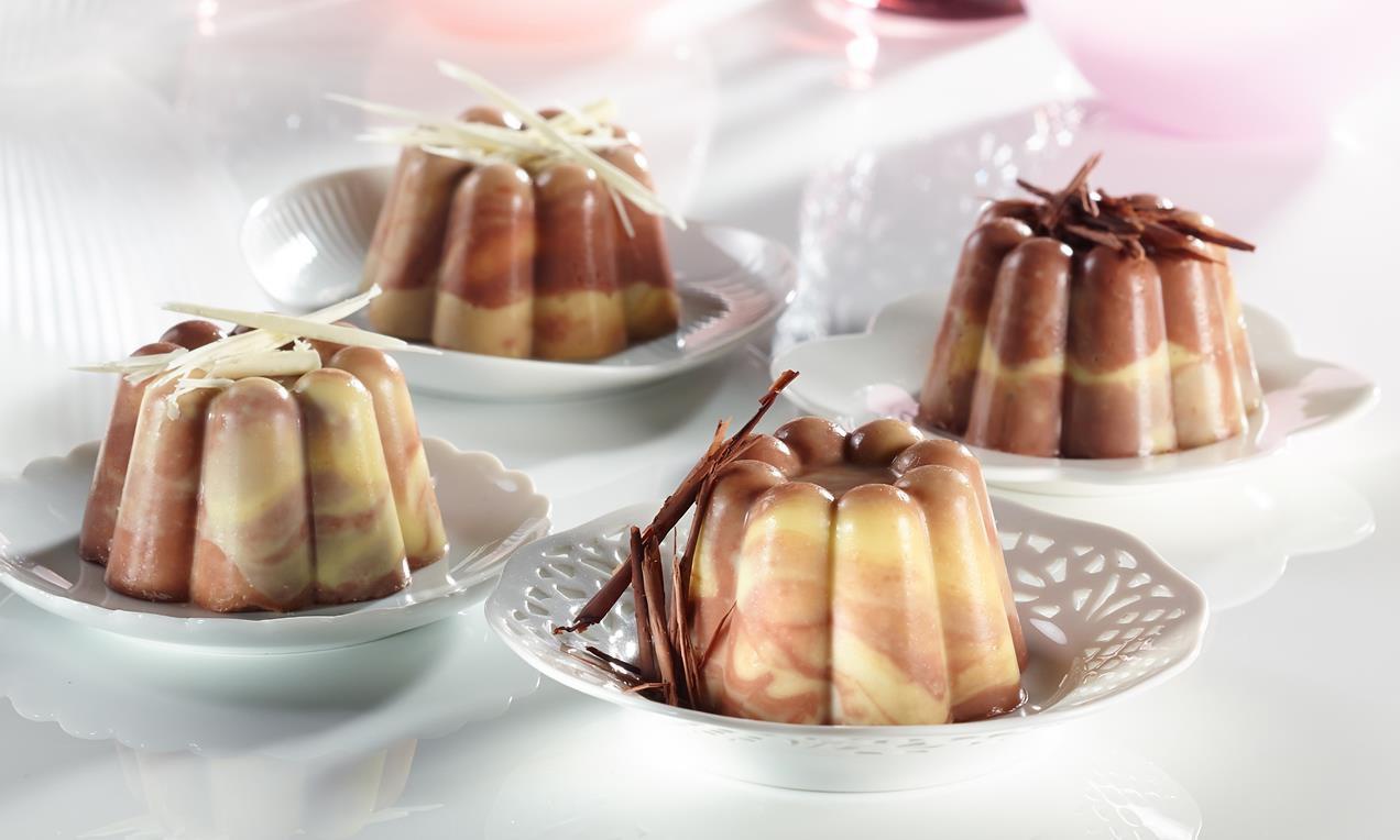 Fehércsokoládés márvány puding