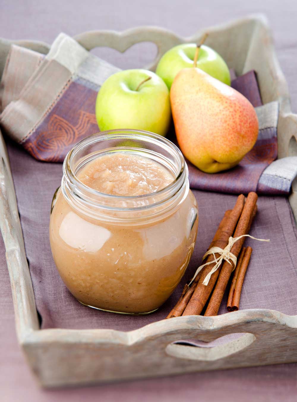 Alma-körte lekvár fűszerekkel