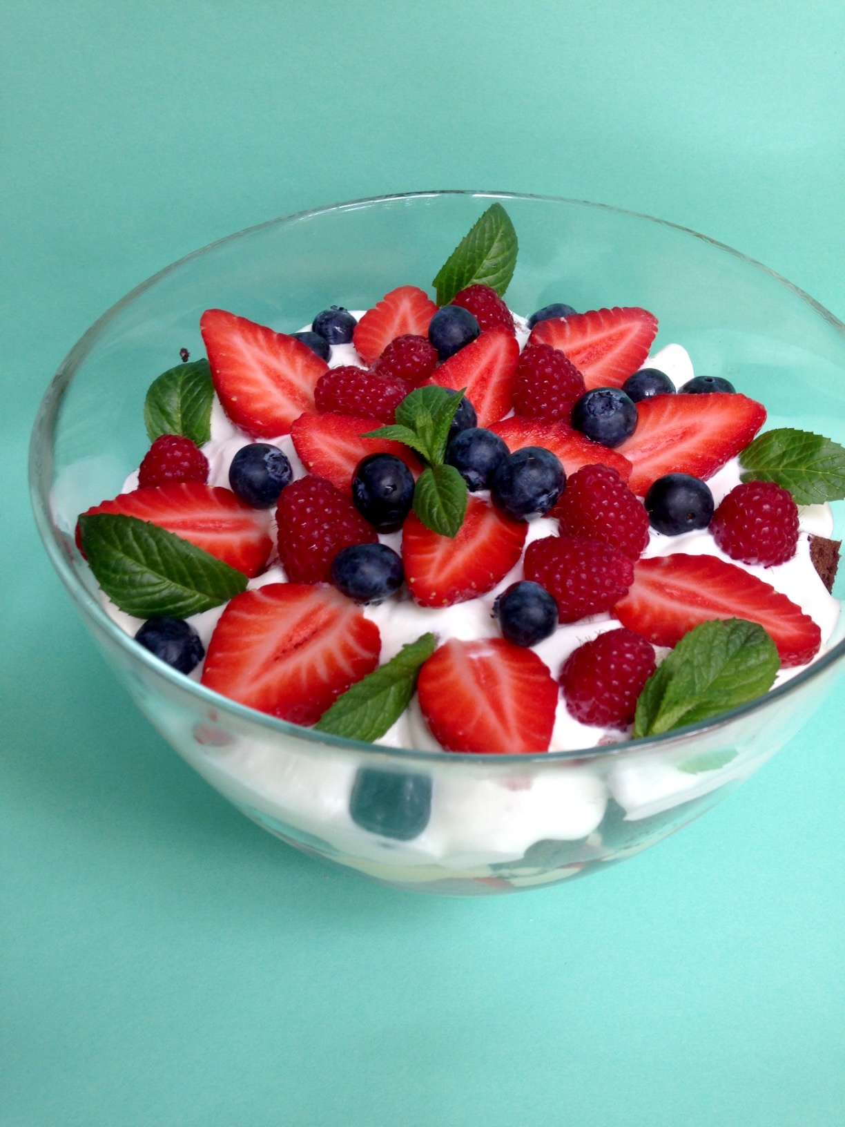 Erdei gyümölcsös Trifle