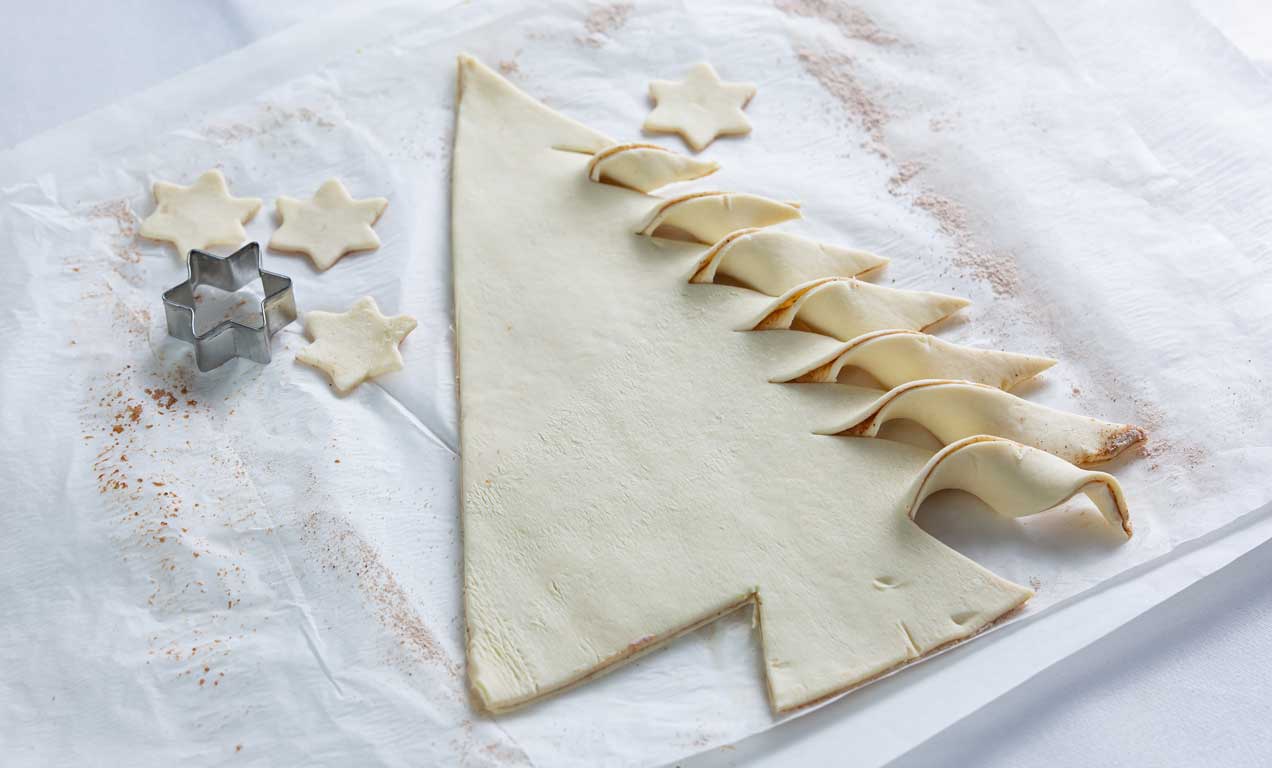 Fahéjas-narancsos fenyő