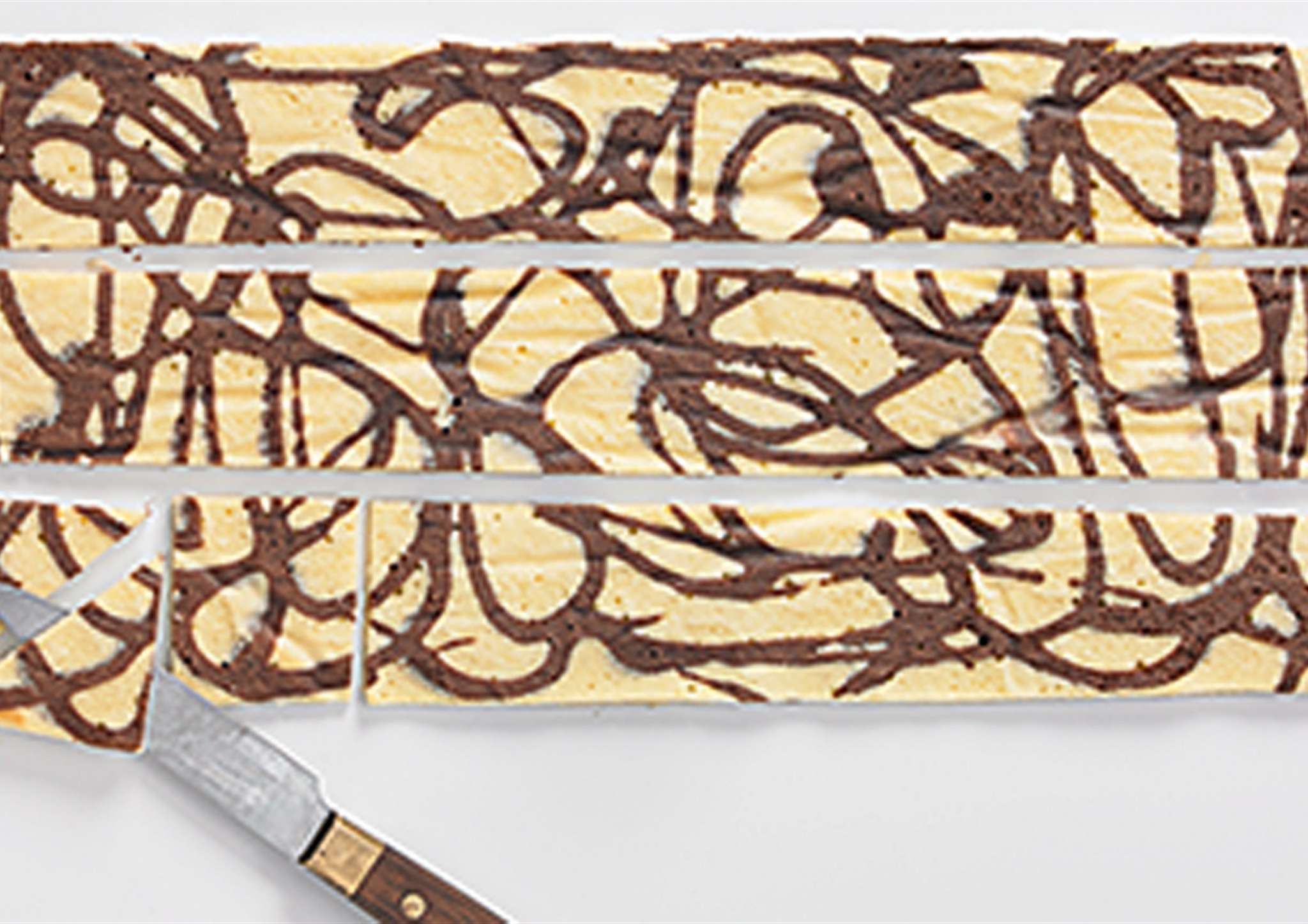 Feketeribizli mousse torta