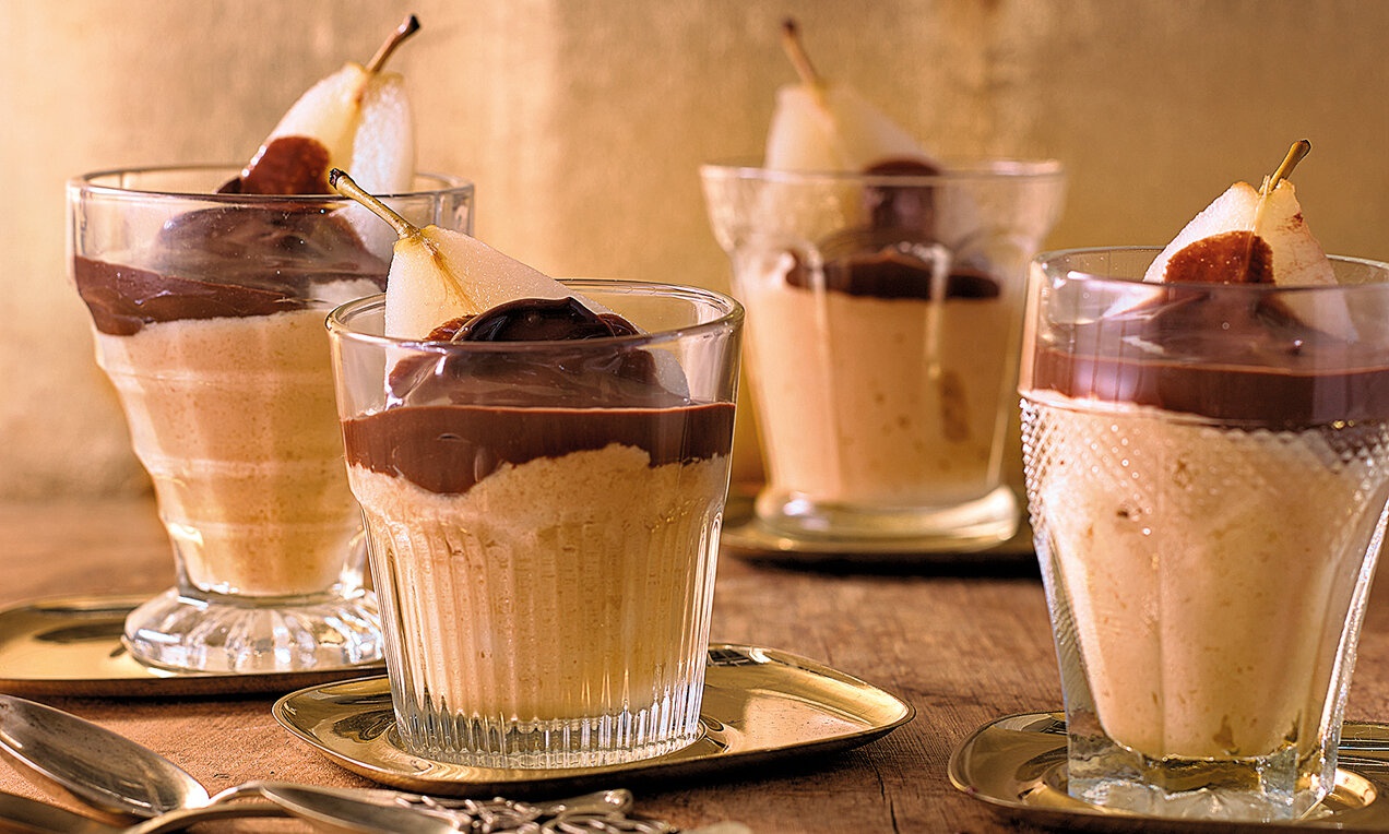 Körtés karamell mousse csokoládé szósszal