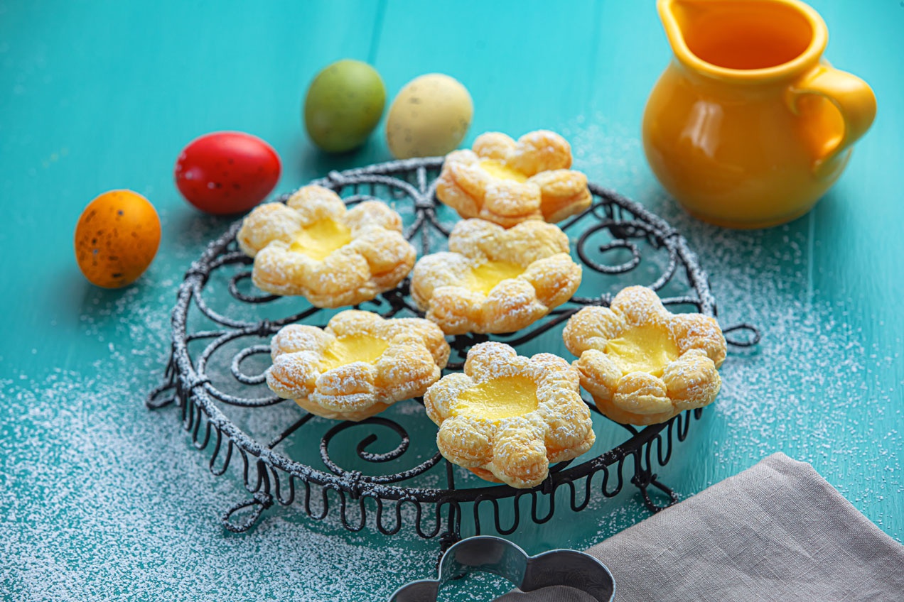 Tavaszi leveles virágok