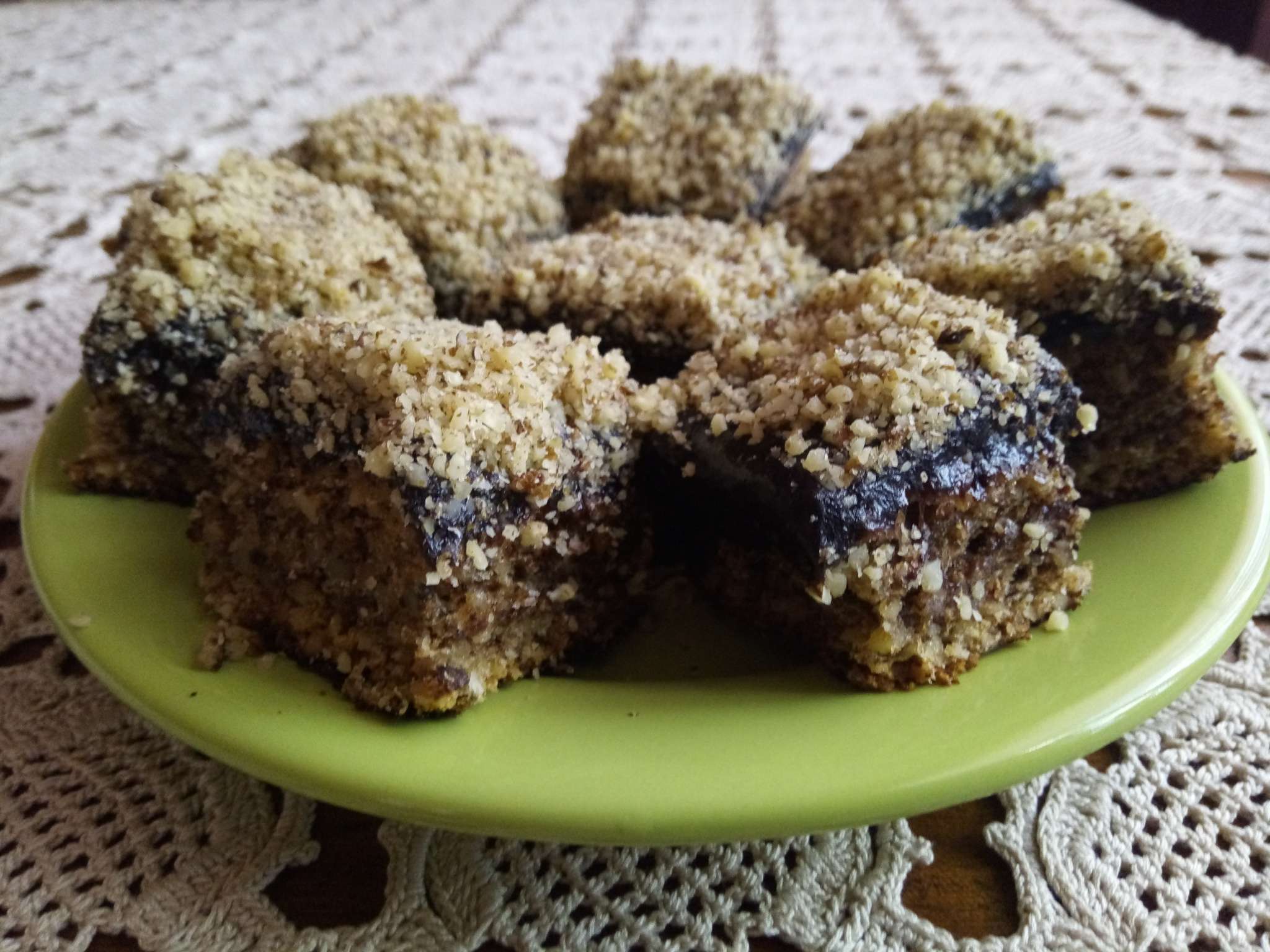 Csokis diós sütemény