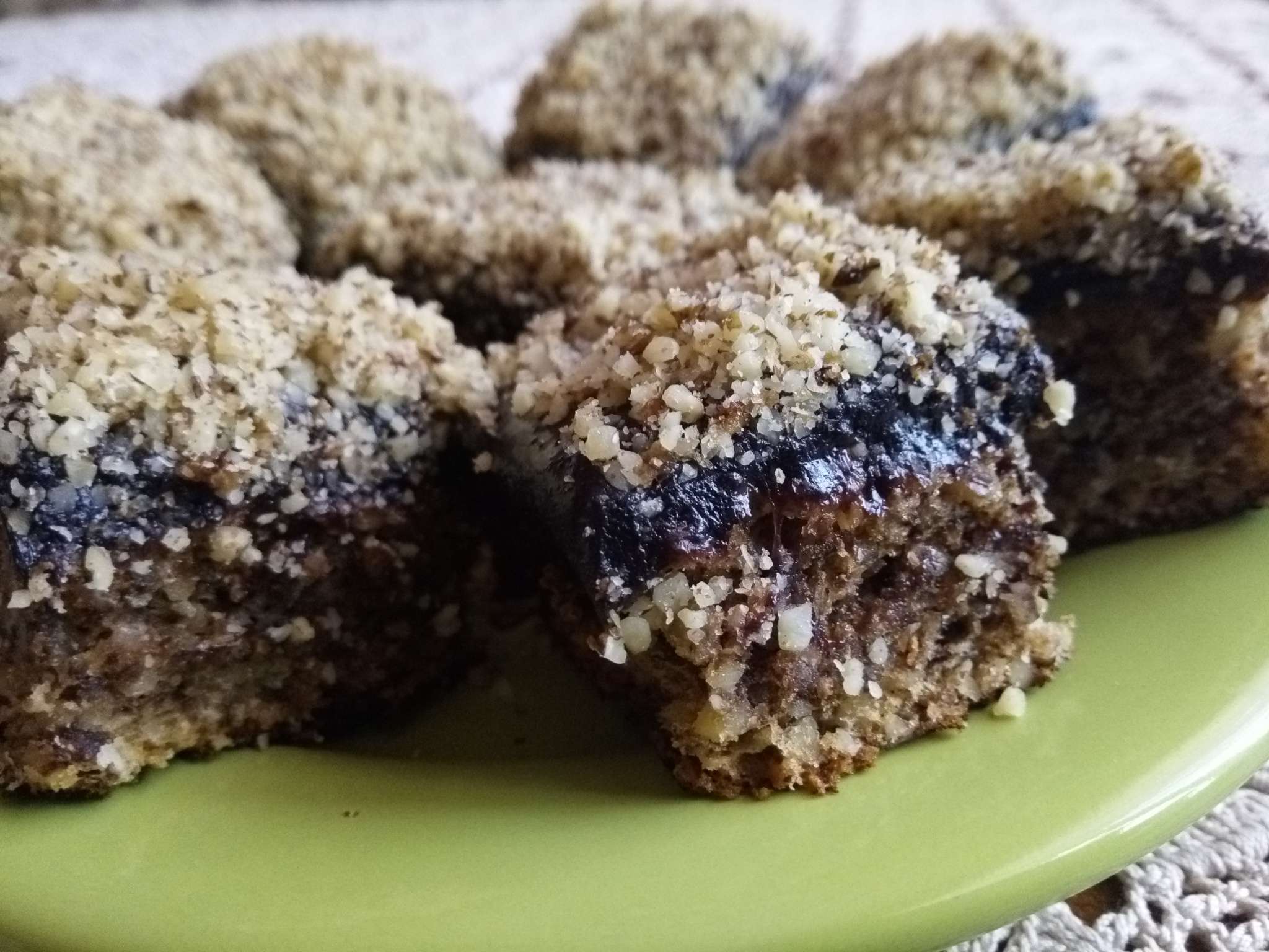 Csokis diós sütemény