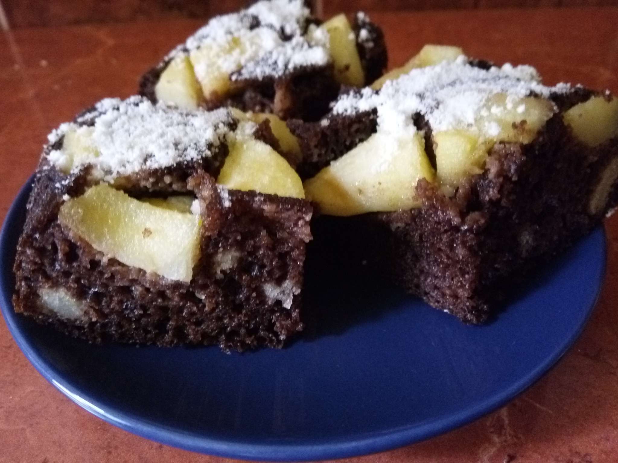 Almás grízes kevert sütemény