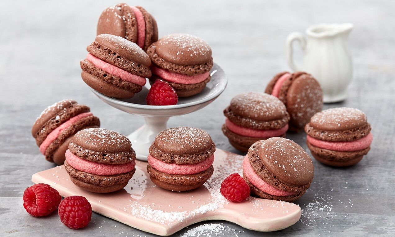 Málnás-csokoládés macaron