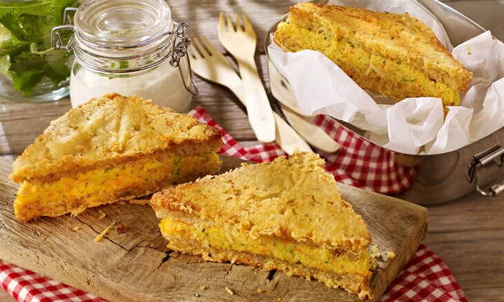 Zöldséges polenta-szendvics