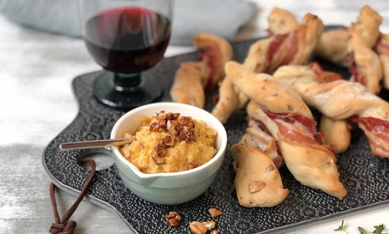 Aszalt gyümölcsös ropogós mártogatós