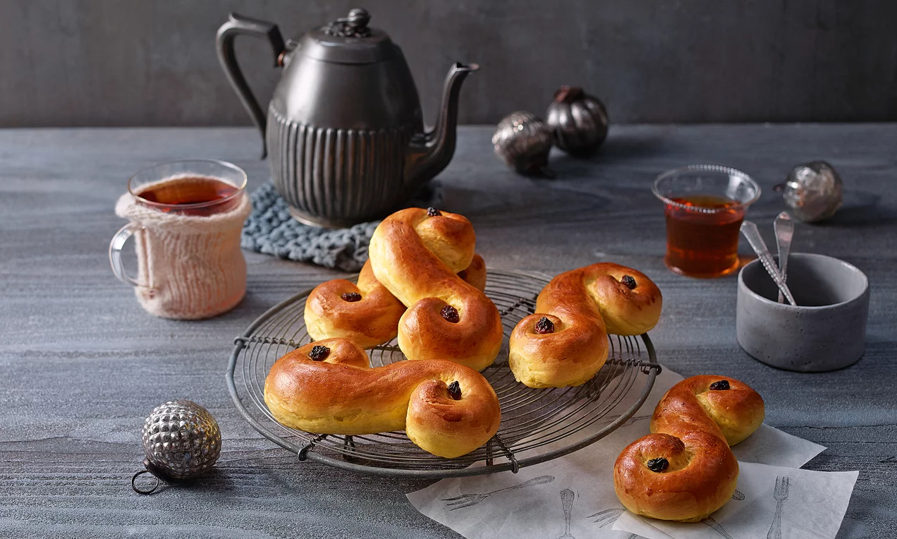 Svéd sáfrányos sütemény