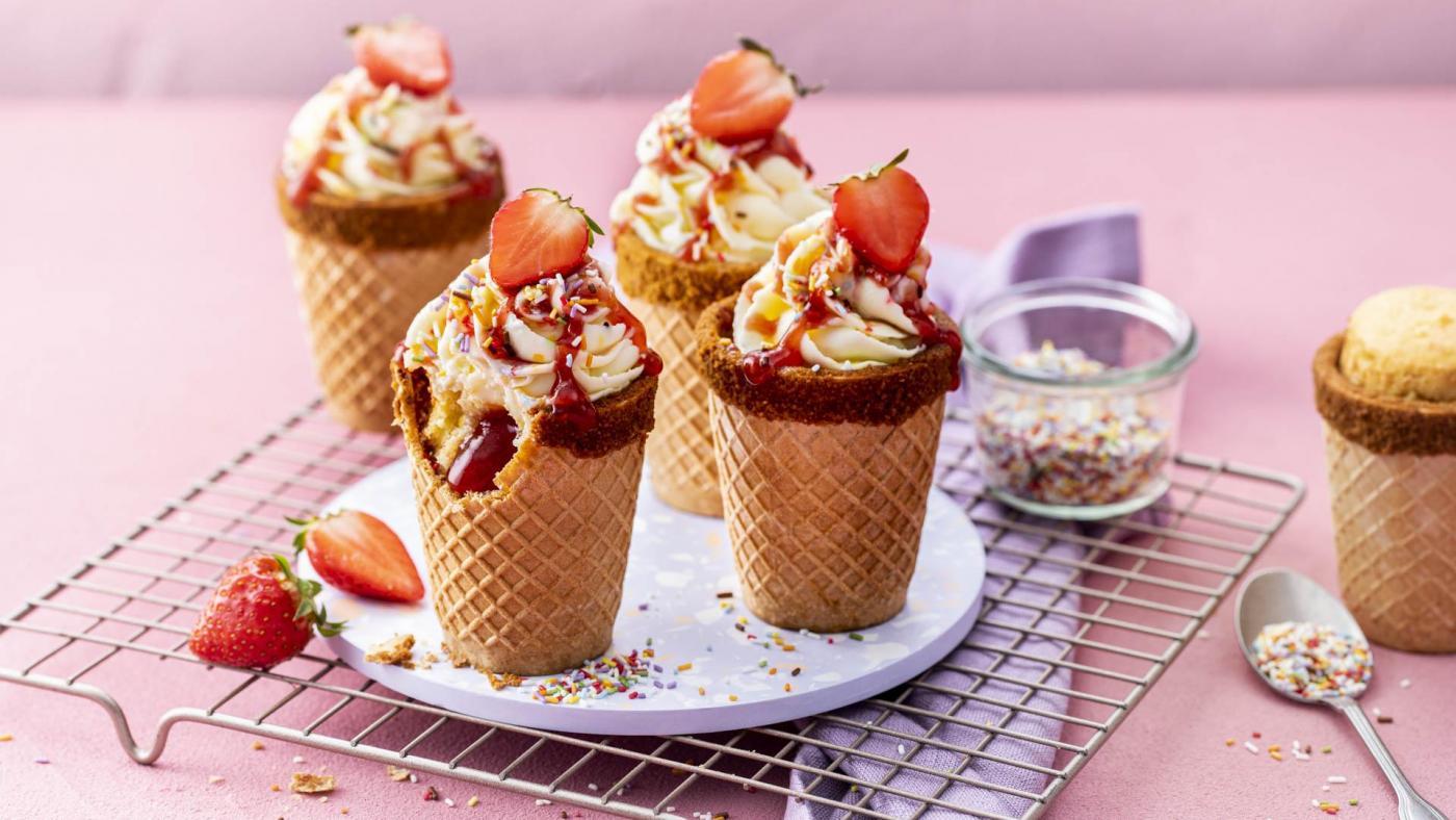 Muffin fagylalttölcsérben