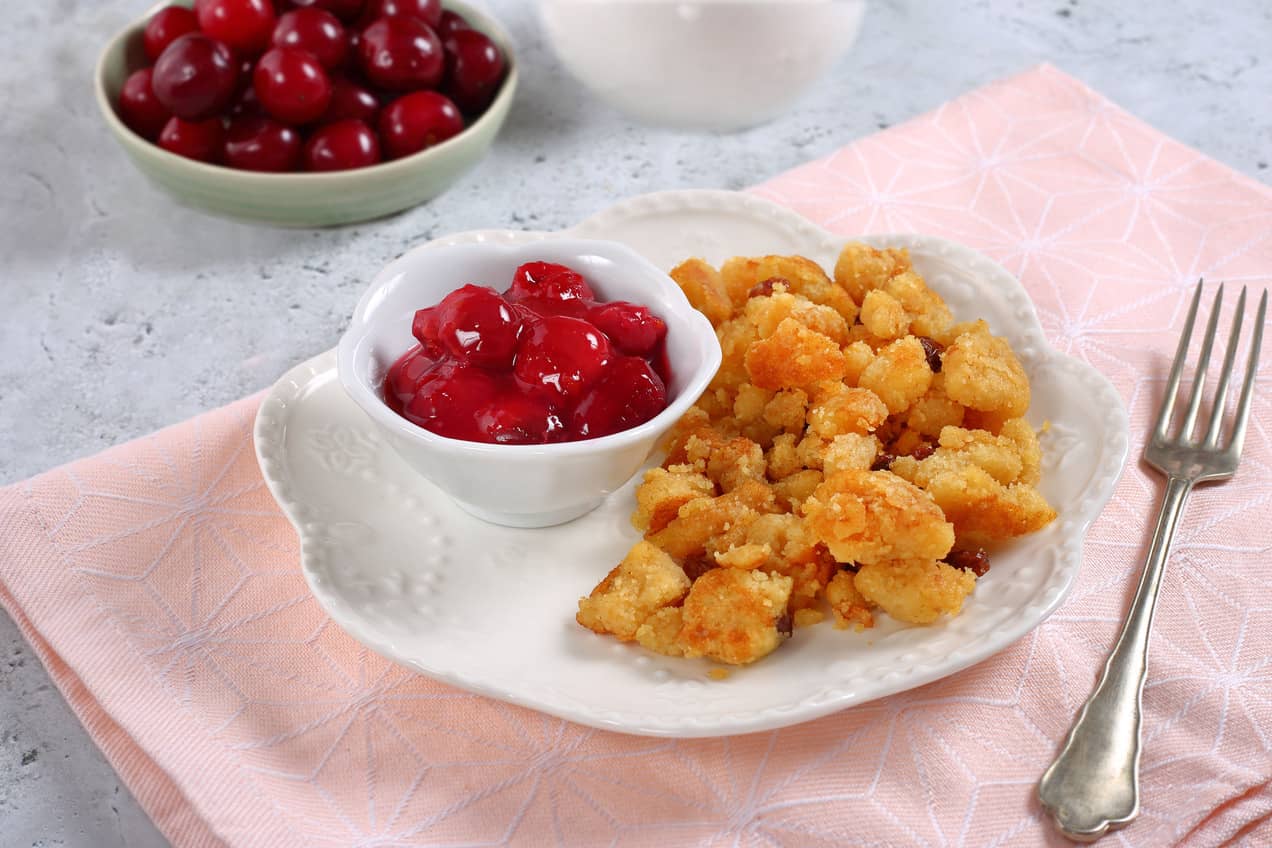 Császármorzsa cseresznyeszósszal