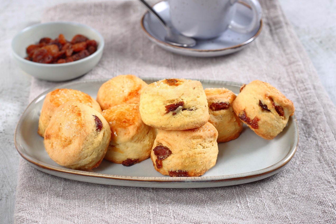 Mazsolás-vaníliás édes pogácsa