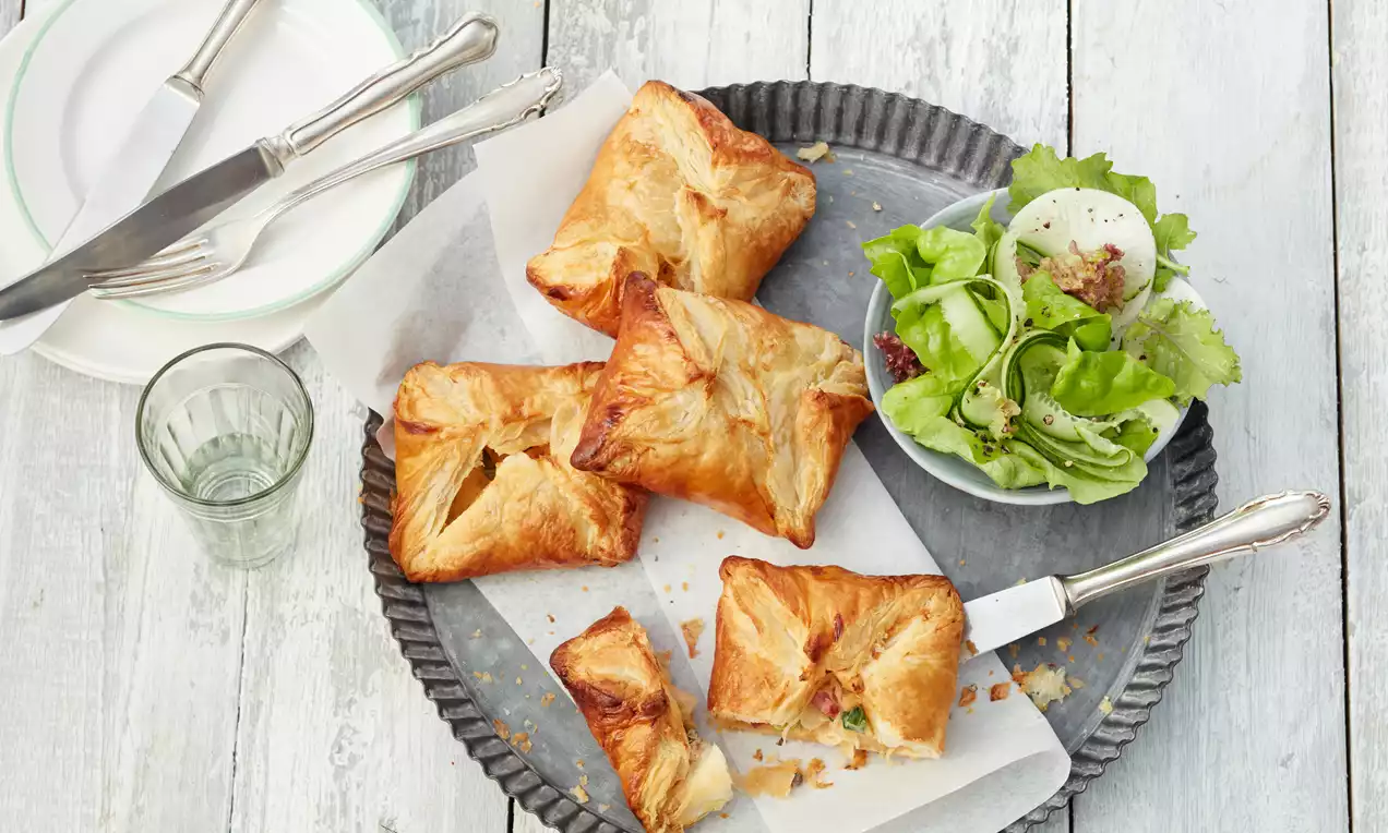 Savanyú káposztás batyuk szalonnával