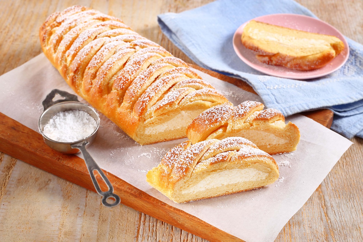 Túrós kígyórétes