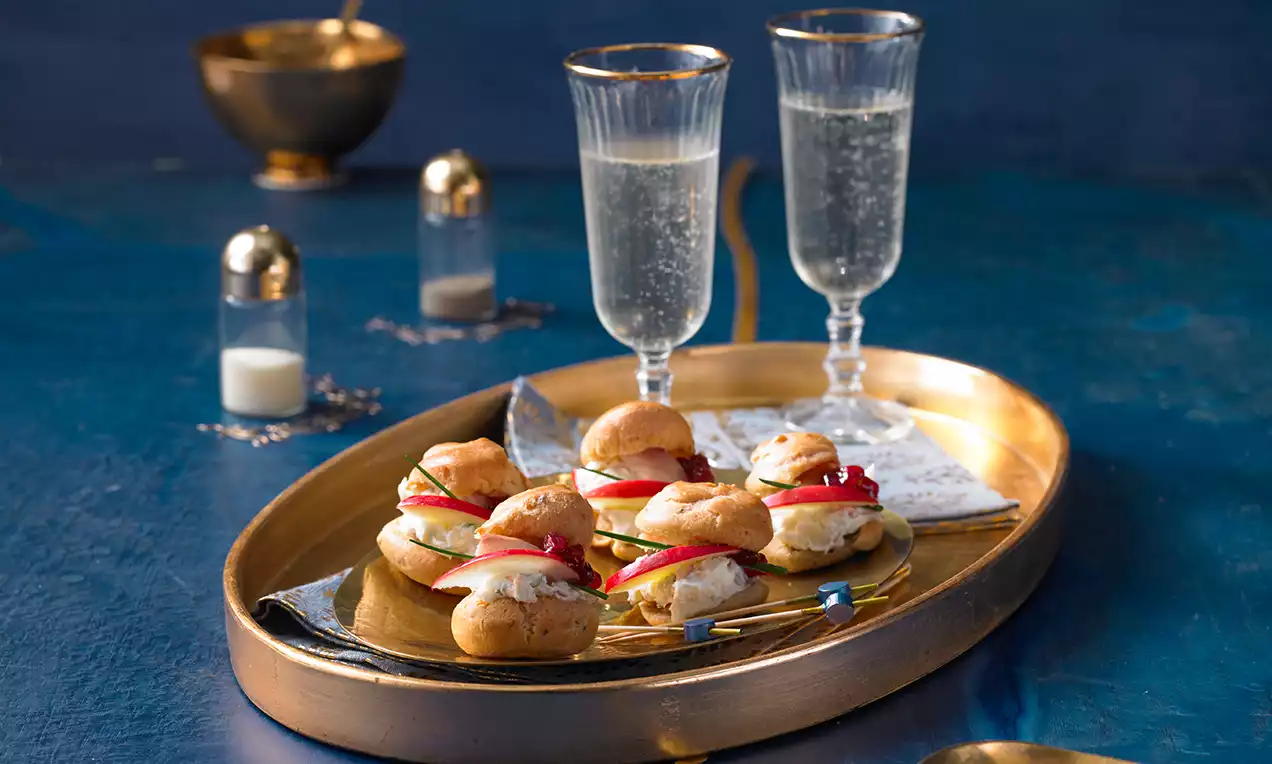 Profiterol pisztrángkrémmel