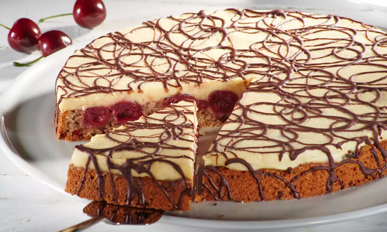 Vegán marcipános sütemény