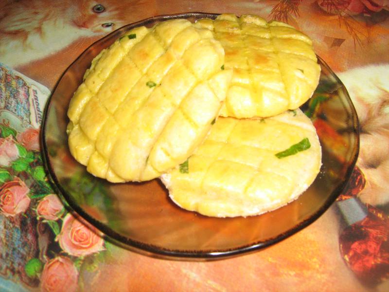 Medvehagymás pogácsa