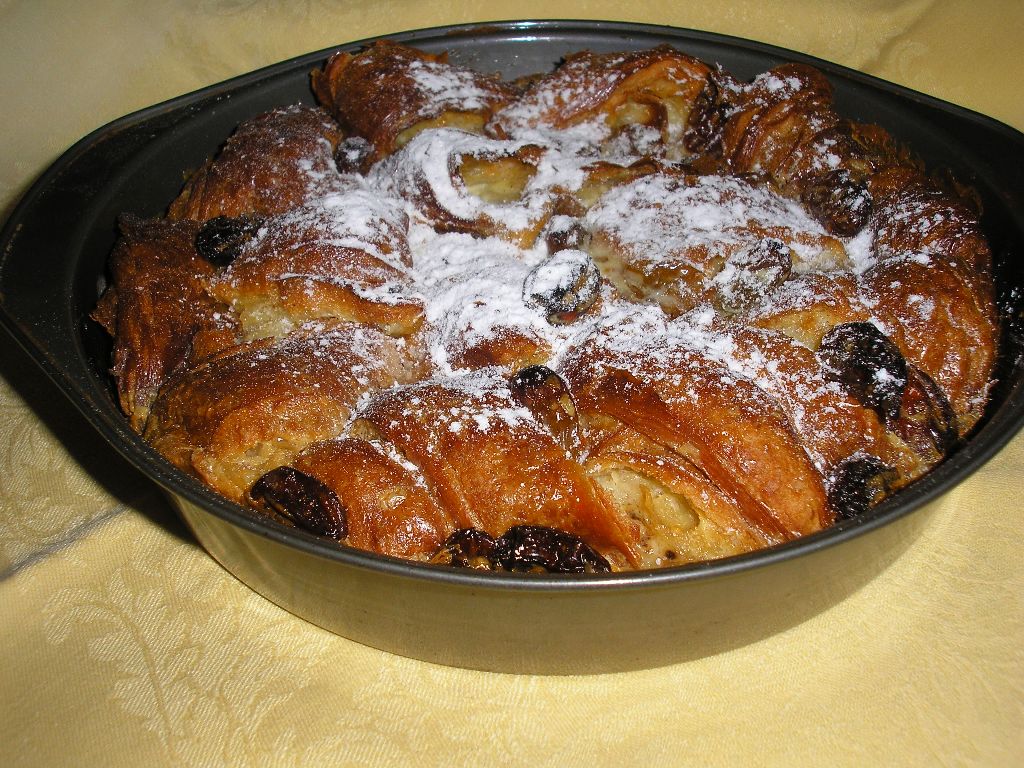 Elegáns croissant-felfújt az Ezeregyéjszaka ízeivel